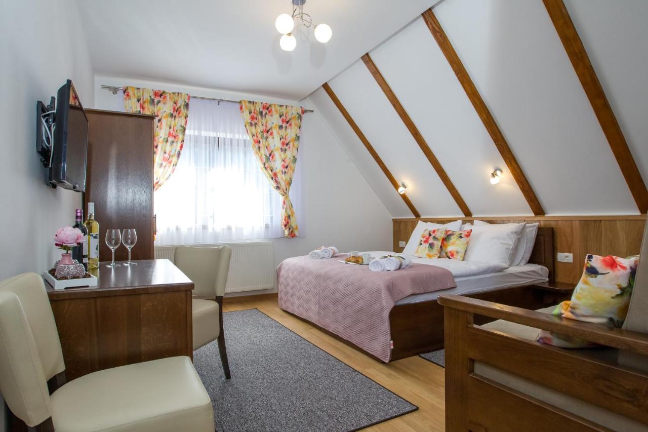 B&B Lady Of The Lake Йезерце Екстериор снимка